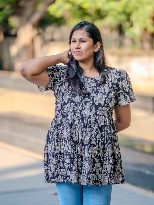 Heritage Black – Kalamkari Feeding Friendly Maternity Short Kurti