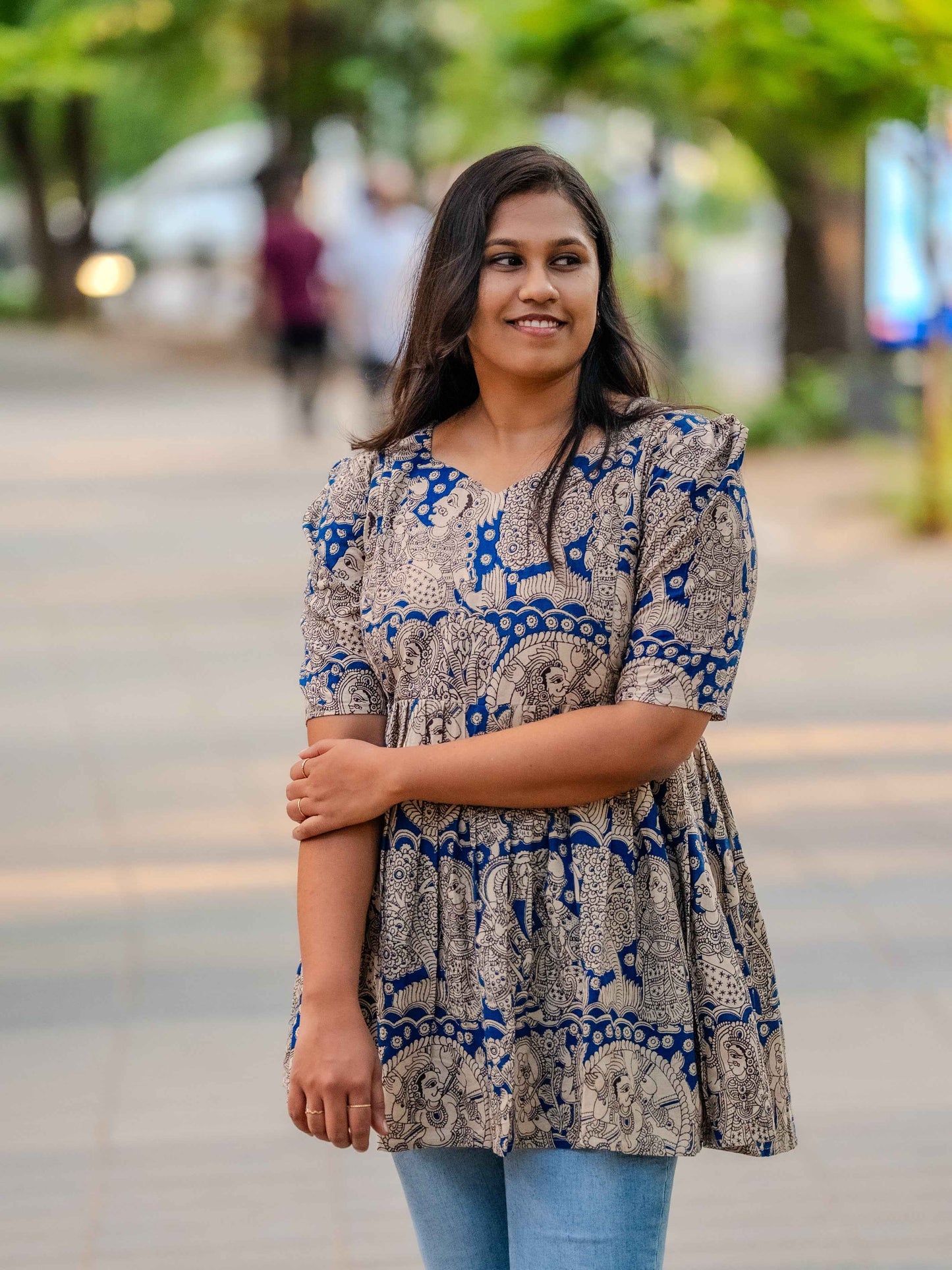 Indigo Classic – Kalamkari Feeding Friendly Maternity Short Kurti